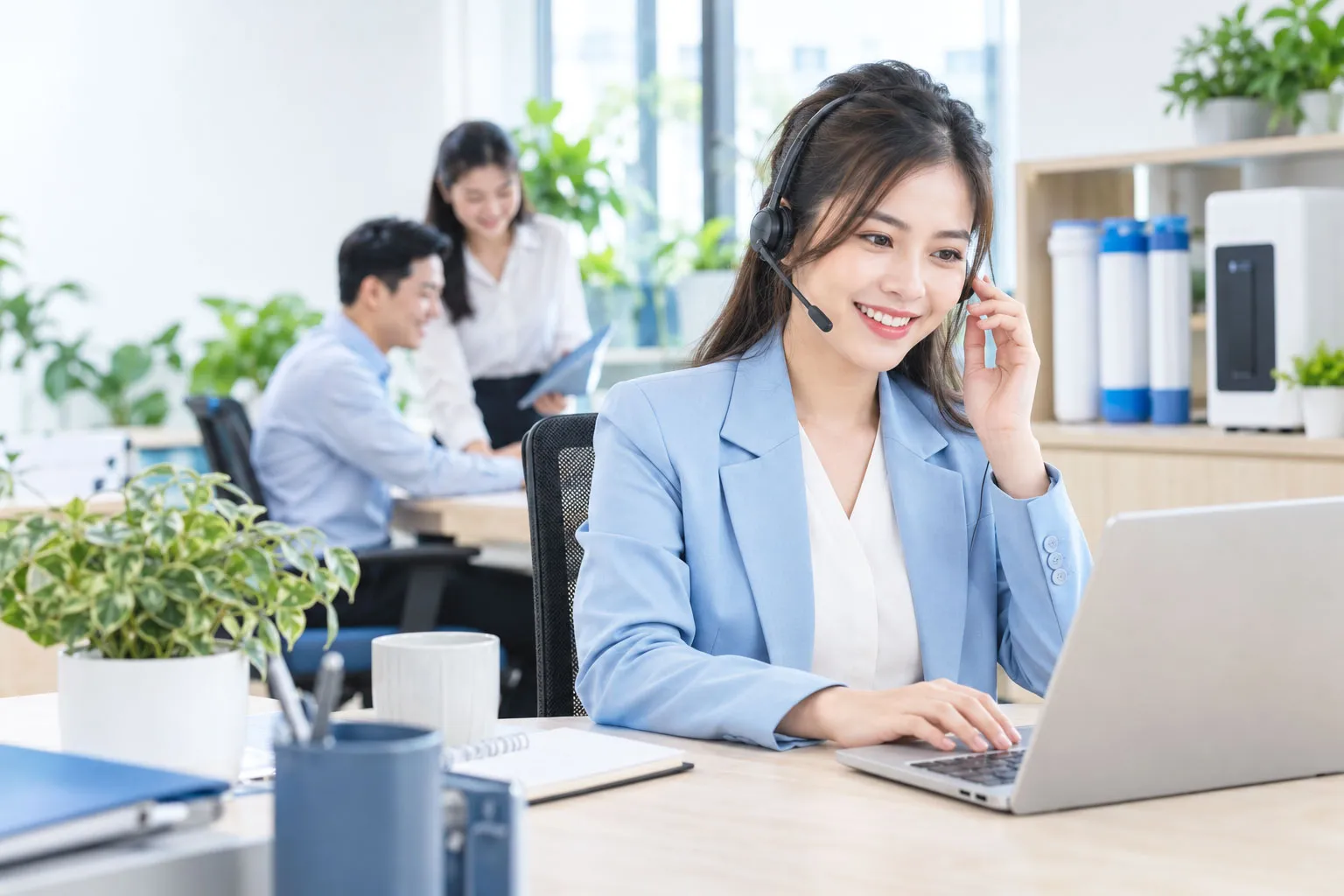 Tuyển dụng nhân viên chăm sóc khách hàng